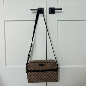 Gucci Brown Messenger Bag GG Adjustable Strap
